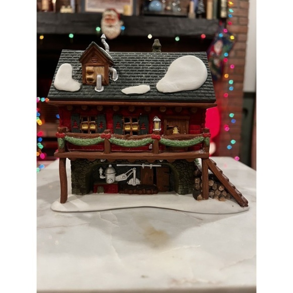 Dept 56 Santa's‎ Woodworks North Pole Series 5628-6 Heritage Village 1993